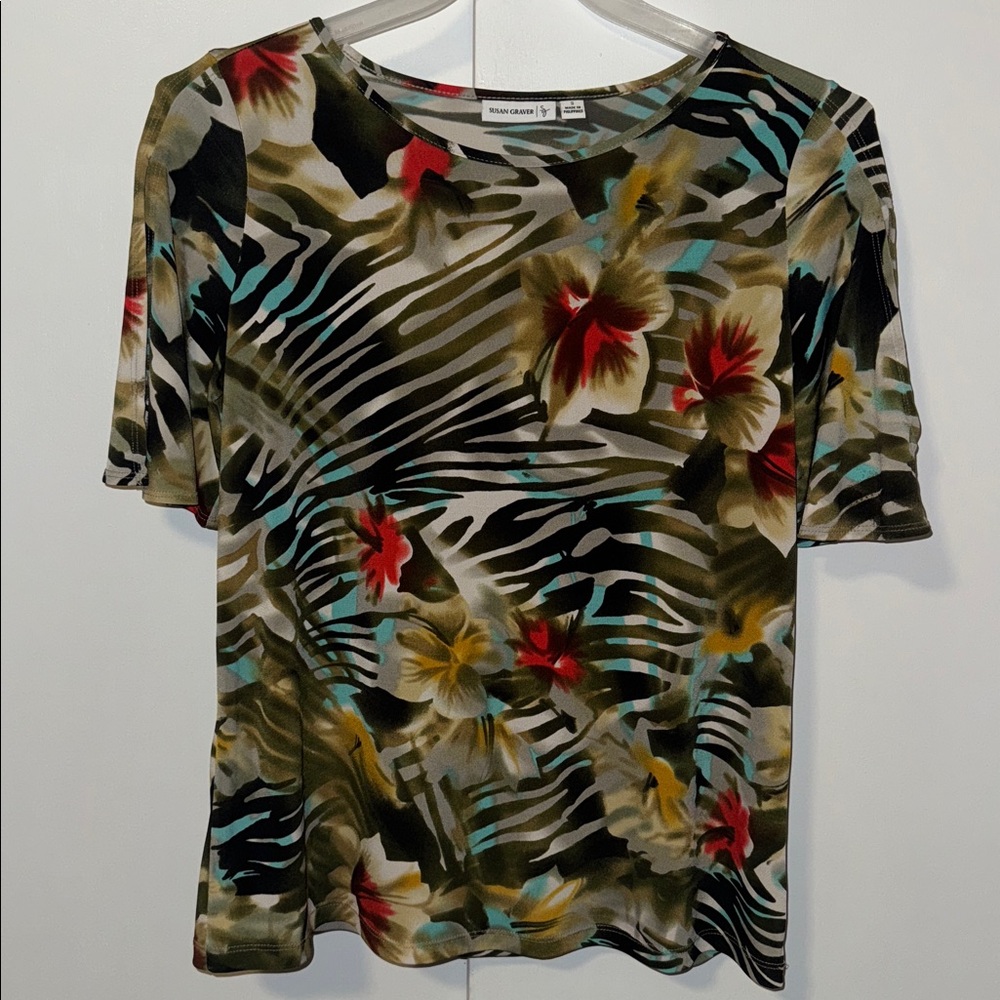 Susan Graver Short Sleeve Top Blouse Tropical Animal Print Women’s S Small